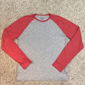 American Eagle Raglan Shirt